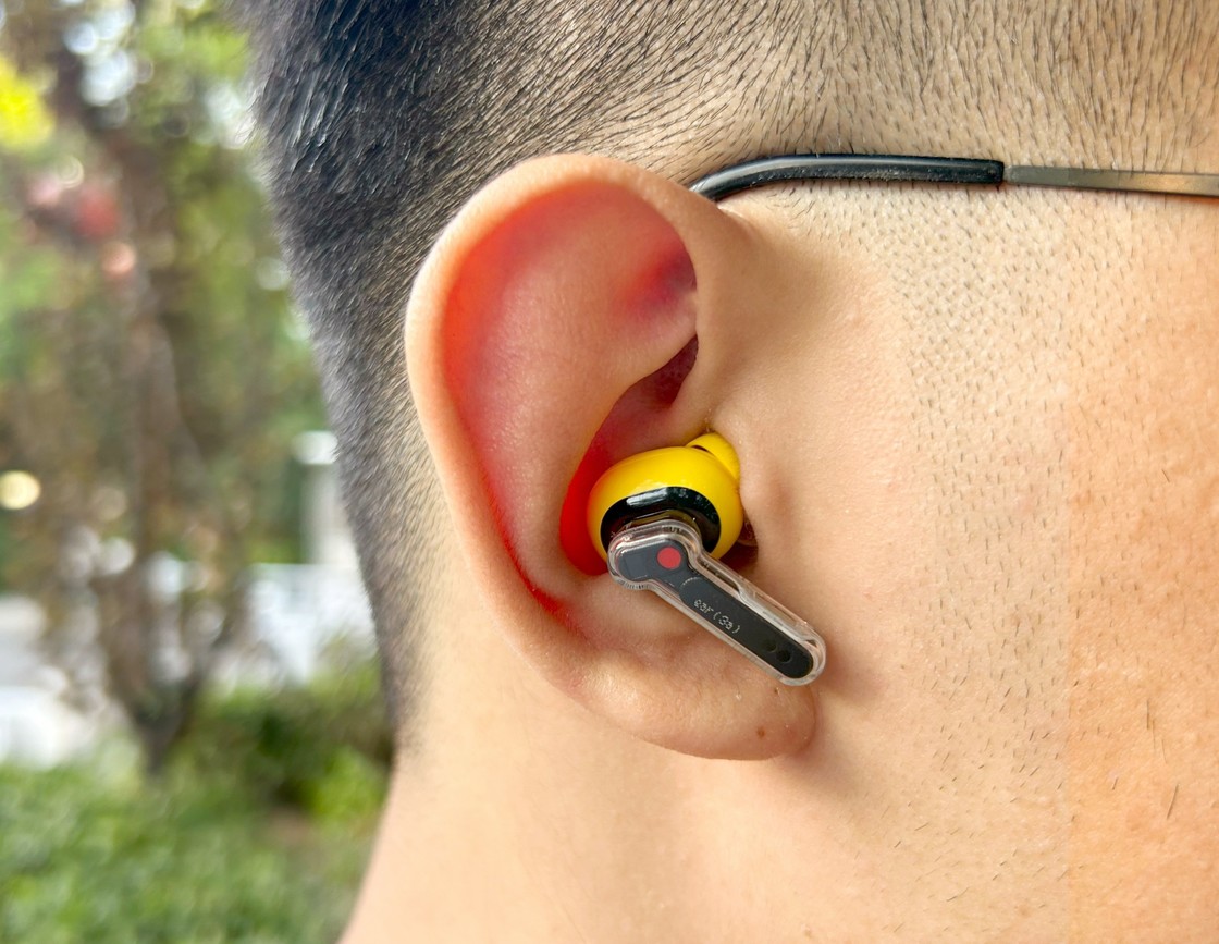 Nothing Ear (3a)：做工精致，声音失衡